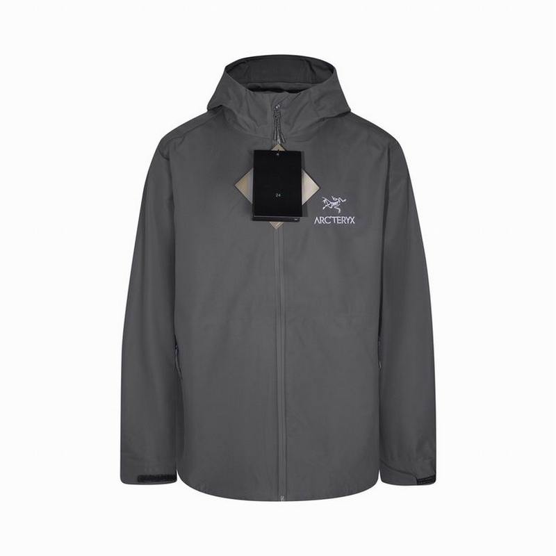 ARC'TERYX Men's Outwear 97